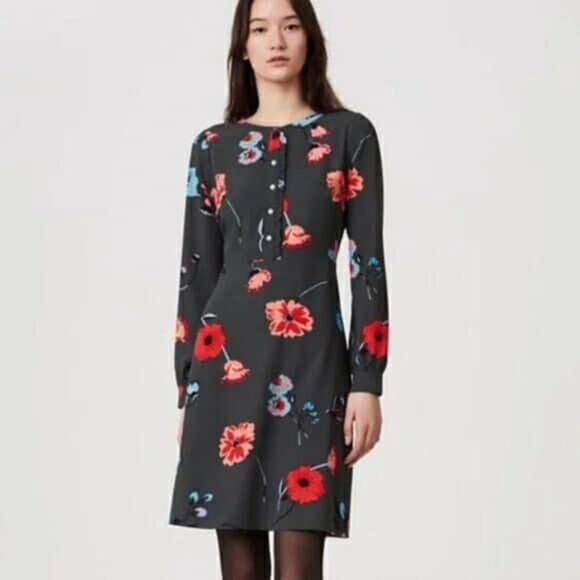 Loft | Floral Breeze Shirt Dress in Green w/ long sleeves | Size 8 - Picture 1 of 4